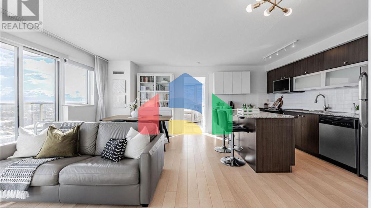 Residential - Condo/Apartment - Toronto, Canada - Canada