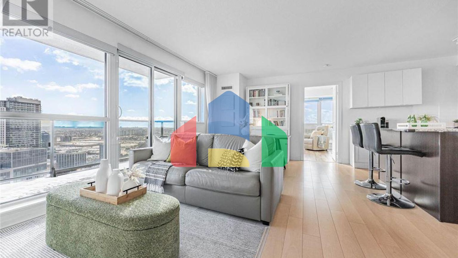 Residential - Condo/Apartment - Toronto, Canada - Canada