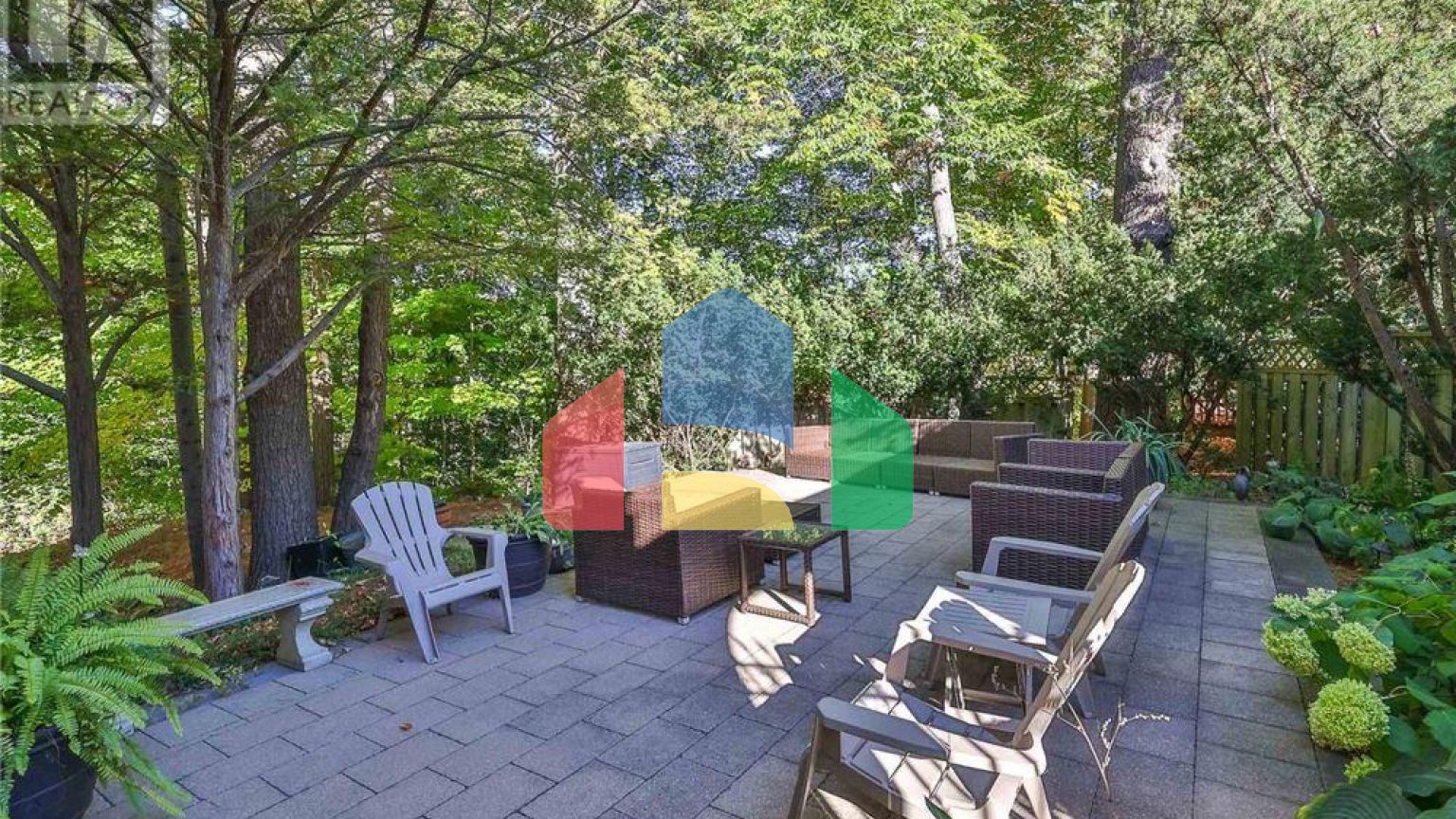 Residential - Single Family Home - Toronto, Canada - Canada