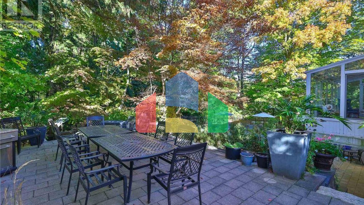 Residential - Single Family Home - Toronto, Canada - Canada