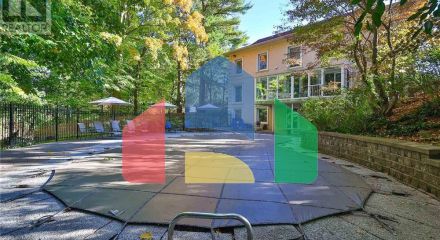 Residential - Single Family Home - Toronto, Canada - Canada