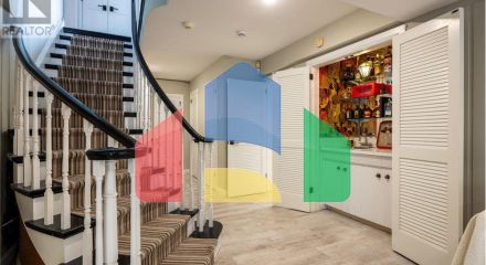 Residential - Single Family Home - Toronto, Canada - Canada