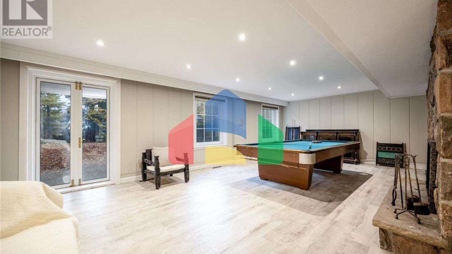 Residential - Single Family Home - Toronto, Canada - Canada