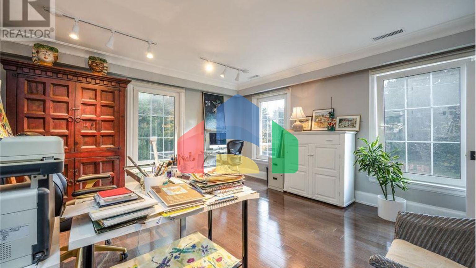 Residential - Single Family Home - Toronto, Canada - Canada