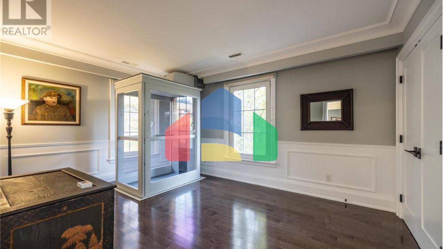 Residential - Single Family Home - Toronto, Canada - Canada