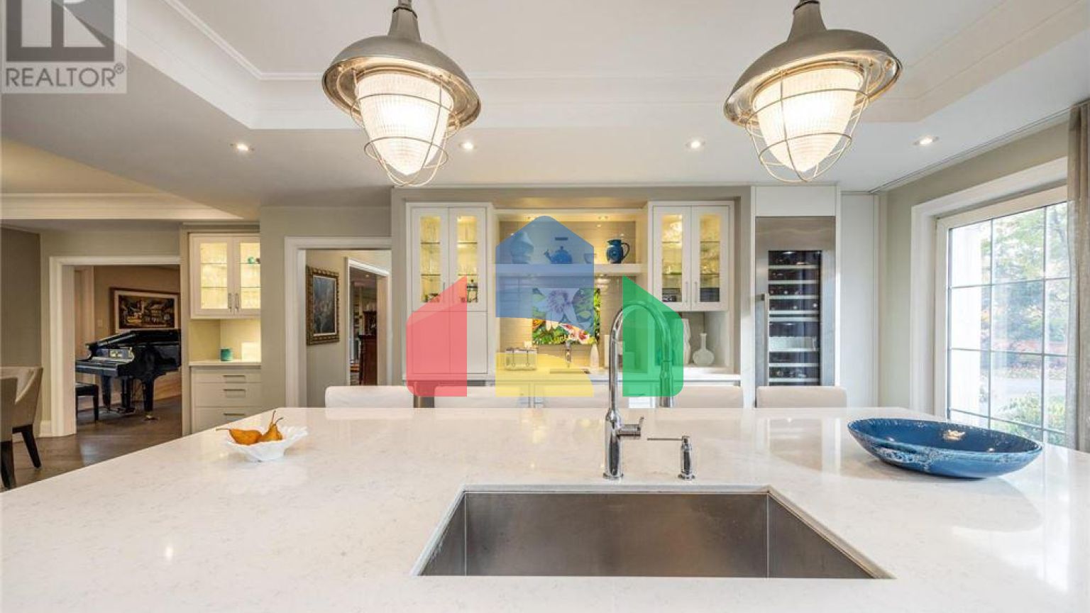 Residential - Single Family Home - Toronto, Canada - Canada