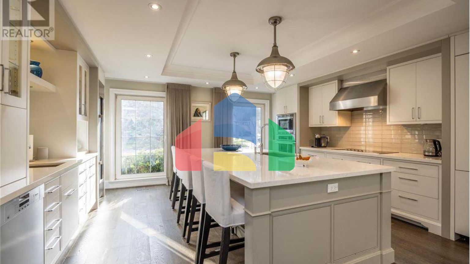 Residential - Single Family Home - Toronto, Canada - Canada