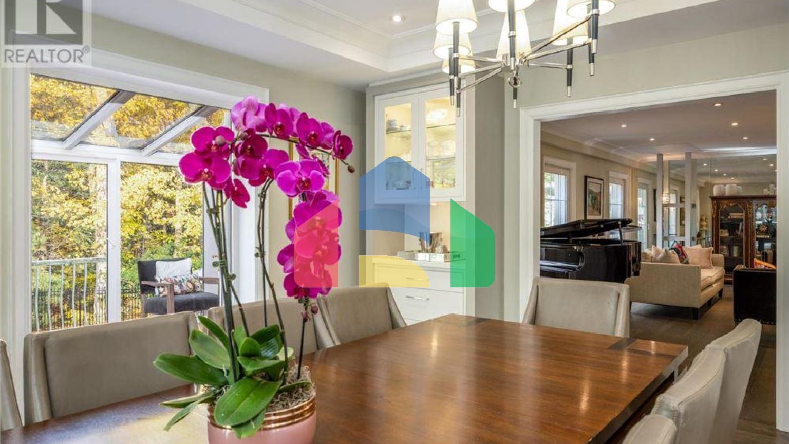 Residential - Single Family Home - Toronto, Canada - Canada