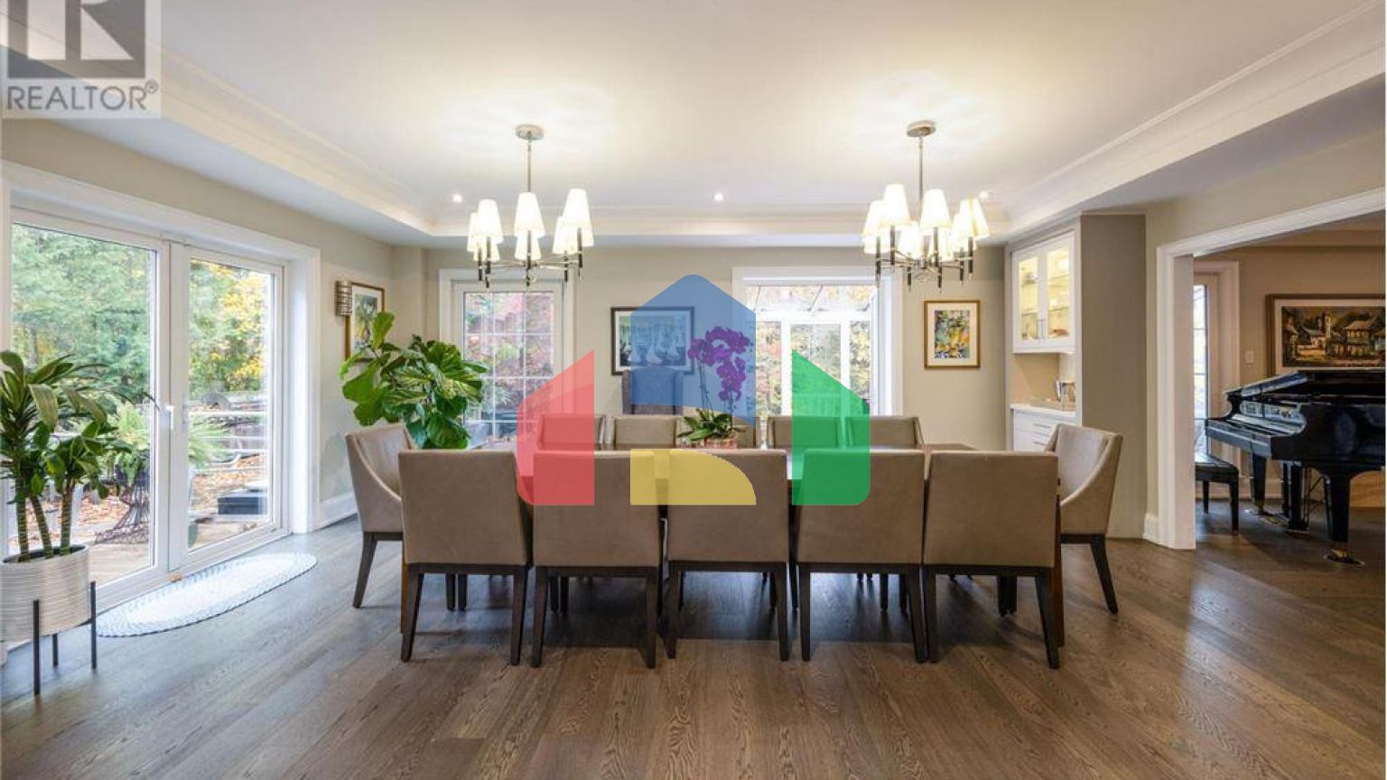 Residential - Single Family Home - Toronto, Canada - Canada