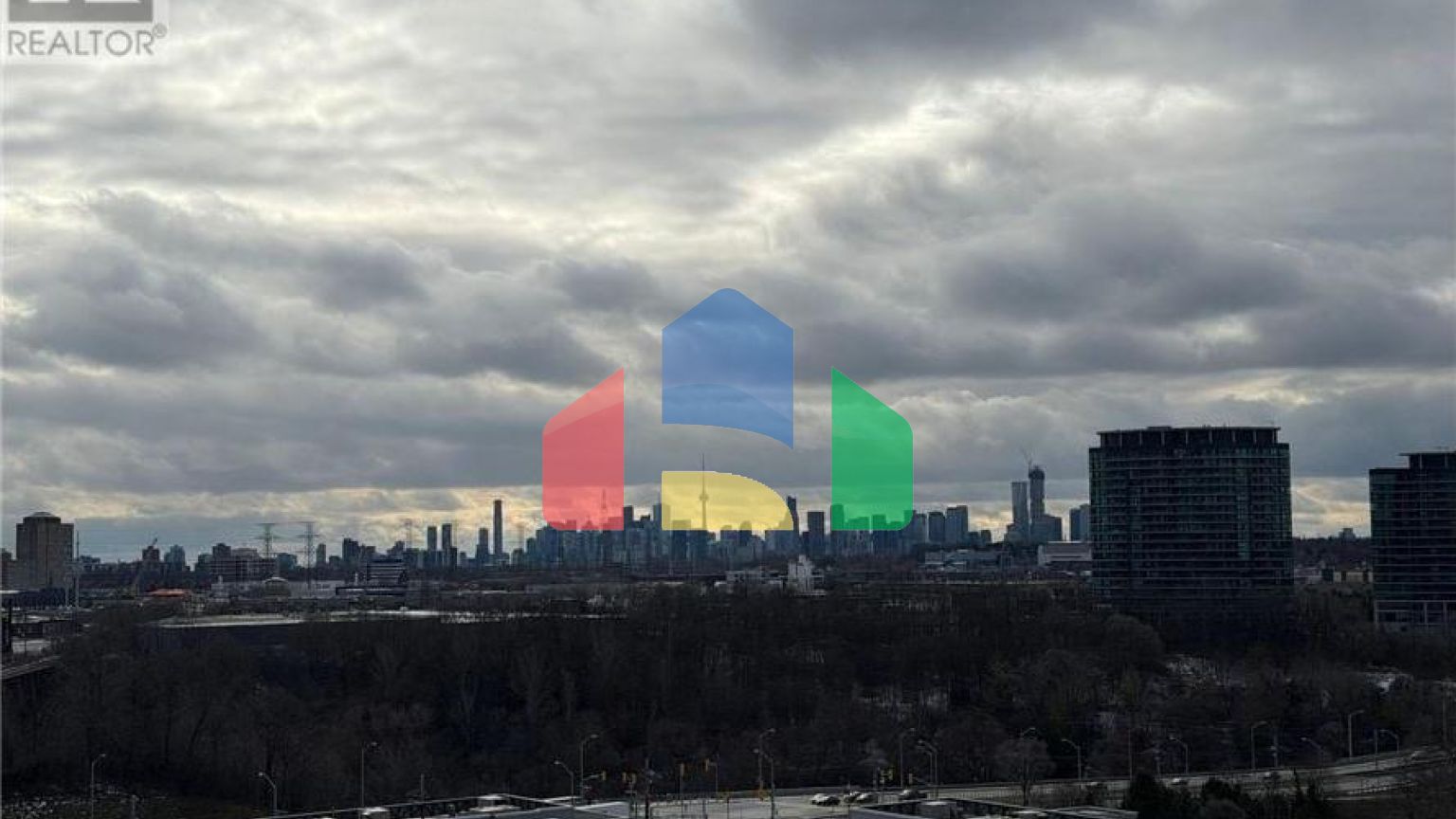 Residential - Condo/Apartment - Toronto, Canada - Canada