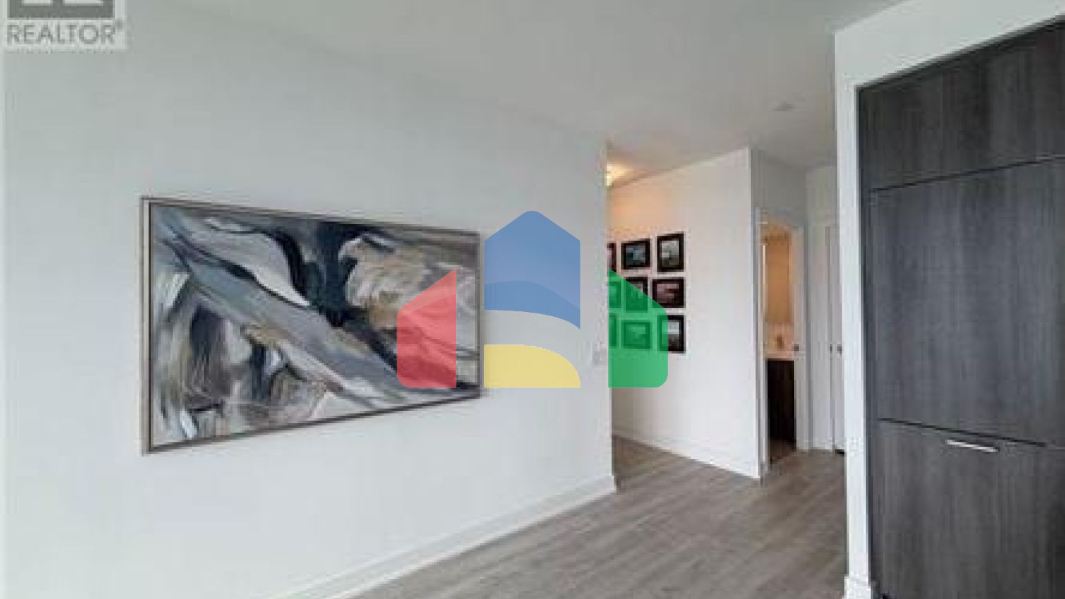 Residential - Condo/Apartment - Toronto, Canada - Canada