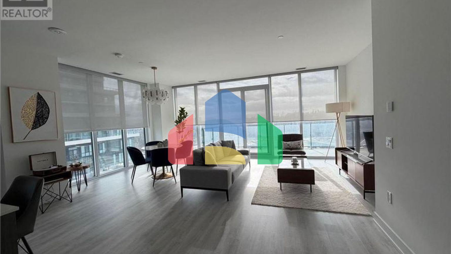 Residential - Condo/Apartment - Toronto, Canada - Canada