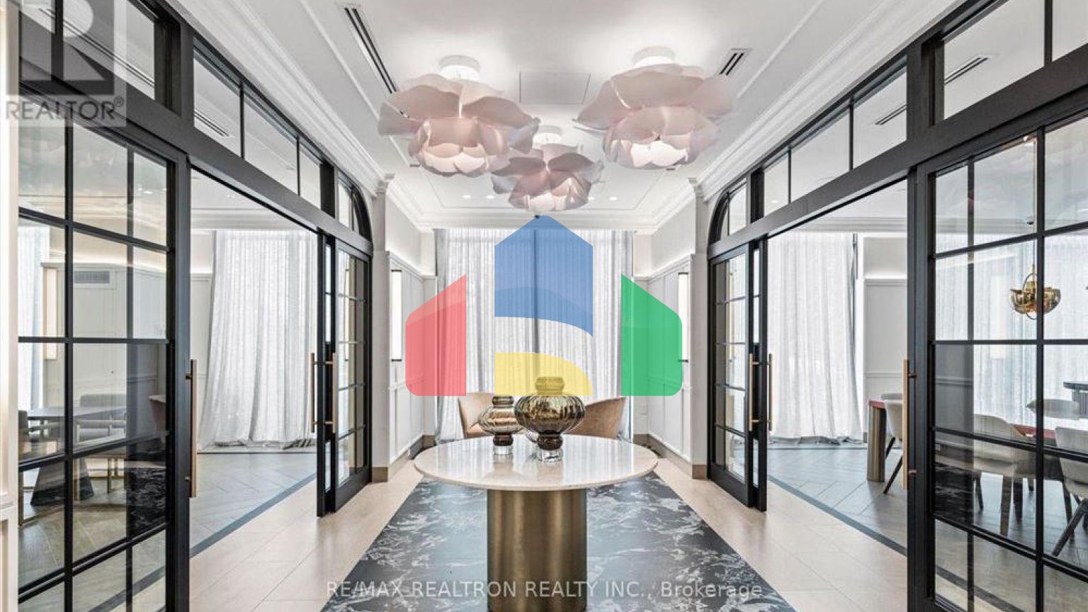 Residential - Condo/Apartment - Toronto, Canada - Canada