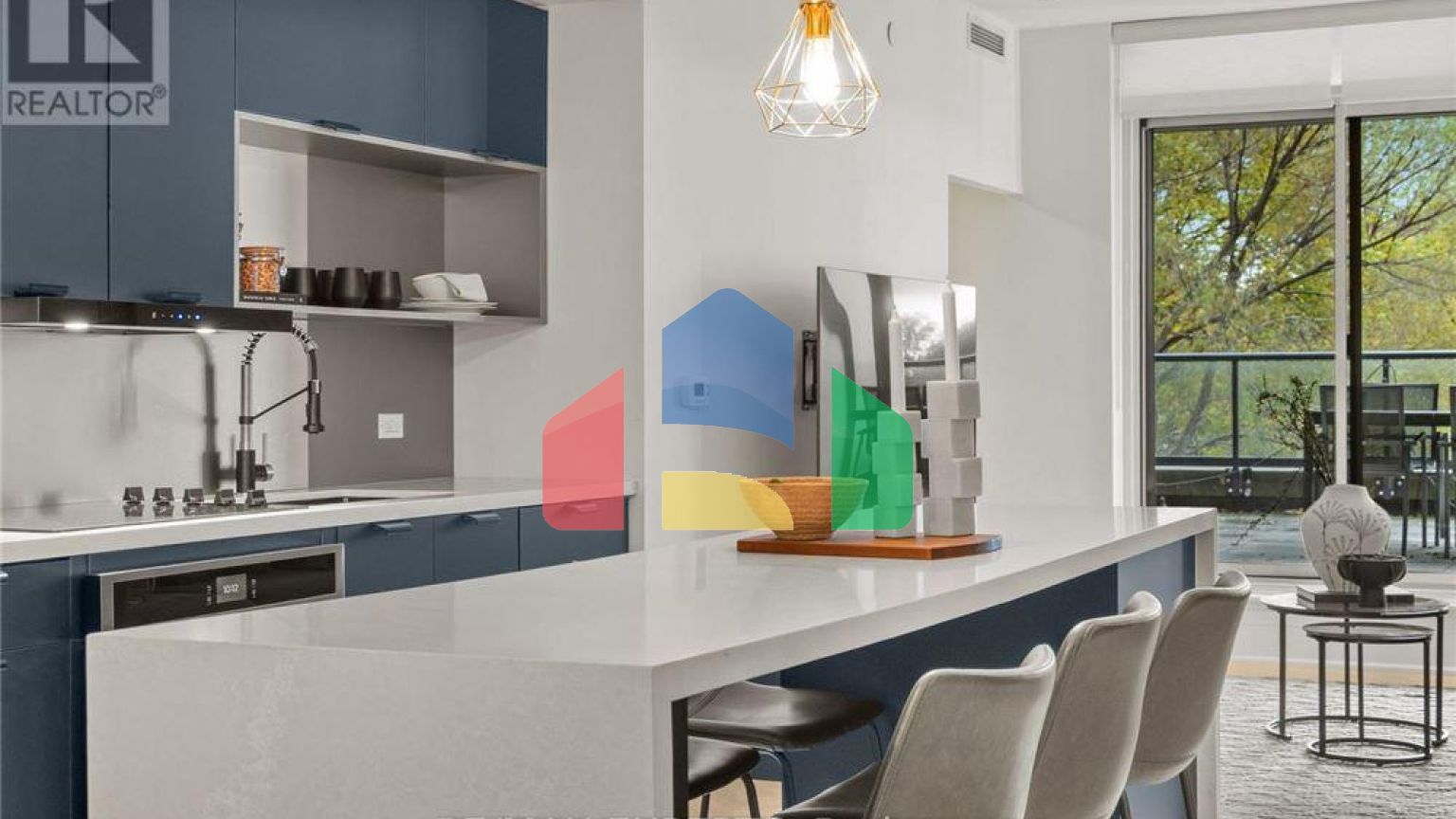 Residential - Condo/Apartment - Toronto, Canada - Canada