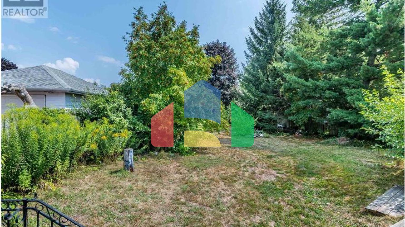 Residential - Single Family Home - Toronto, Canada - Canada