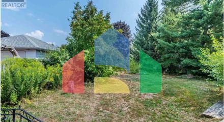 Residential - Single Family Home - Toronto, Canada - Canada