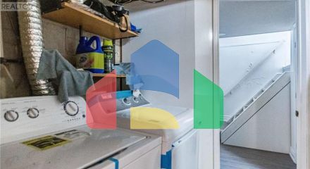 Residential - Single Family Home - Toronto, Canada - Canada