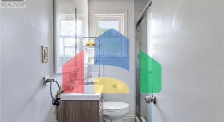 Residential - Single Family Home - Toronto, Canada - Canada