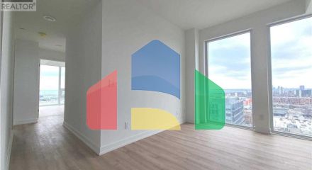 Residential - Single Family Home - Toronto, Canada - Canada