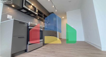 Residential - Single Family Home - Toronto, Canada - Canada