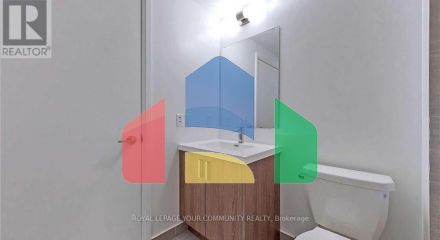 Residential - Single Family Home - Toronto, Canada - Canada