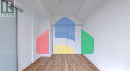 Residential - Single Family Home - Toronto, Canada - Canada