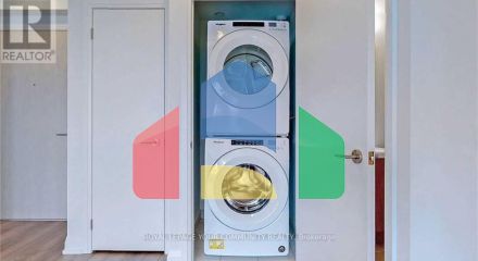 Residential - Single Family Home - Toronto, Canada - Canada