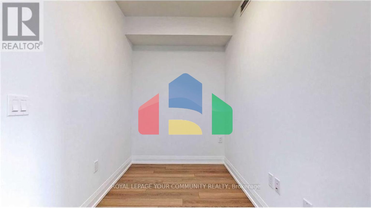 Residential - Single Family Home - Toronto, Canada - Canada