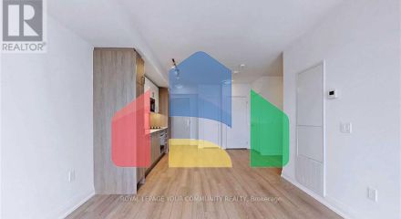 Residential - Single Family Home - Toronto, Canada - Canada