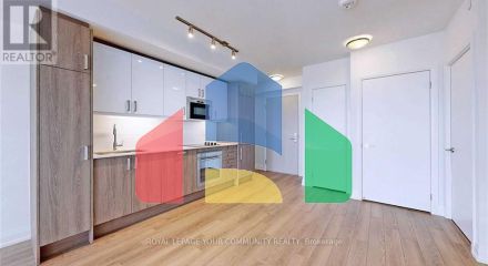 Residential - Single Family Home - Toronto, Canada - Canada