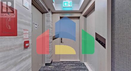 Residential - Single Family Home - Toronto, Canada - Canada