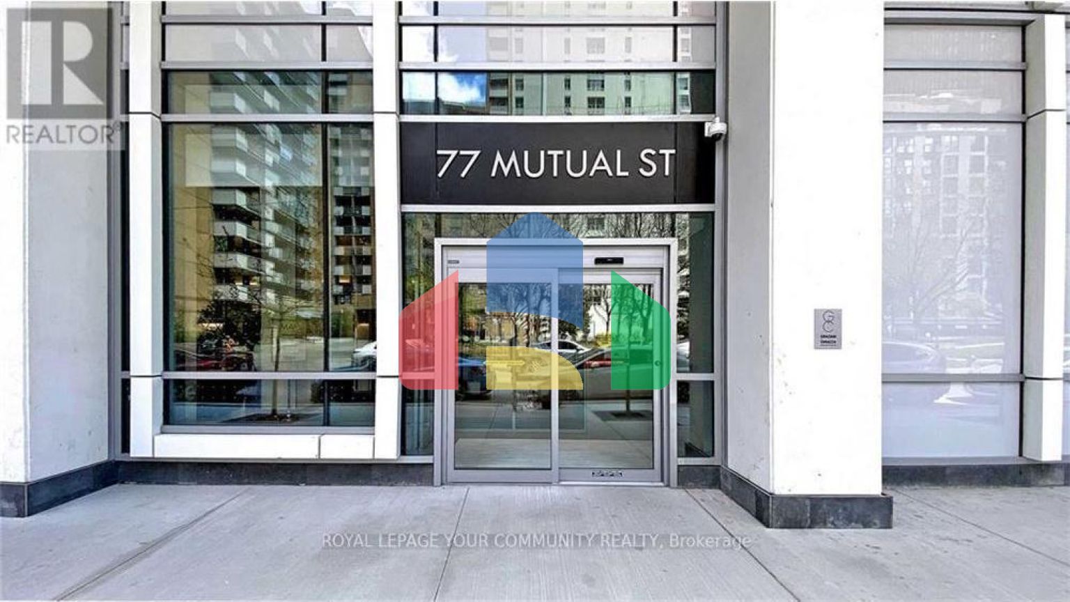 Residential - Single Family Home - Toronto, Canada - Canada