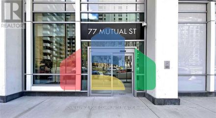 Residential - Single Family Home - Toronto, Canada - Canada