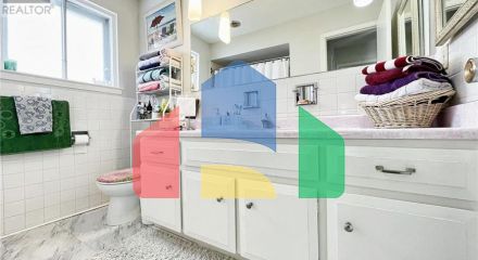 Residential - Single Family Home - Toronto, Canada - Canada