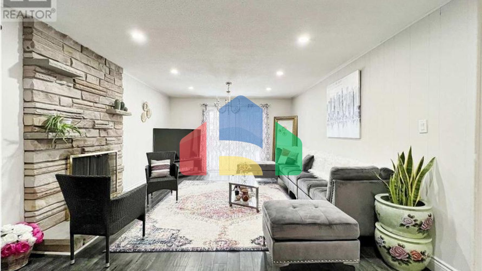 Residential - Single Family Home - Toronto, Canada - Canada