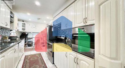 Residential - Single Family Home - Toronto, Canada - Canada