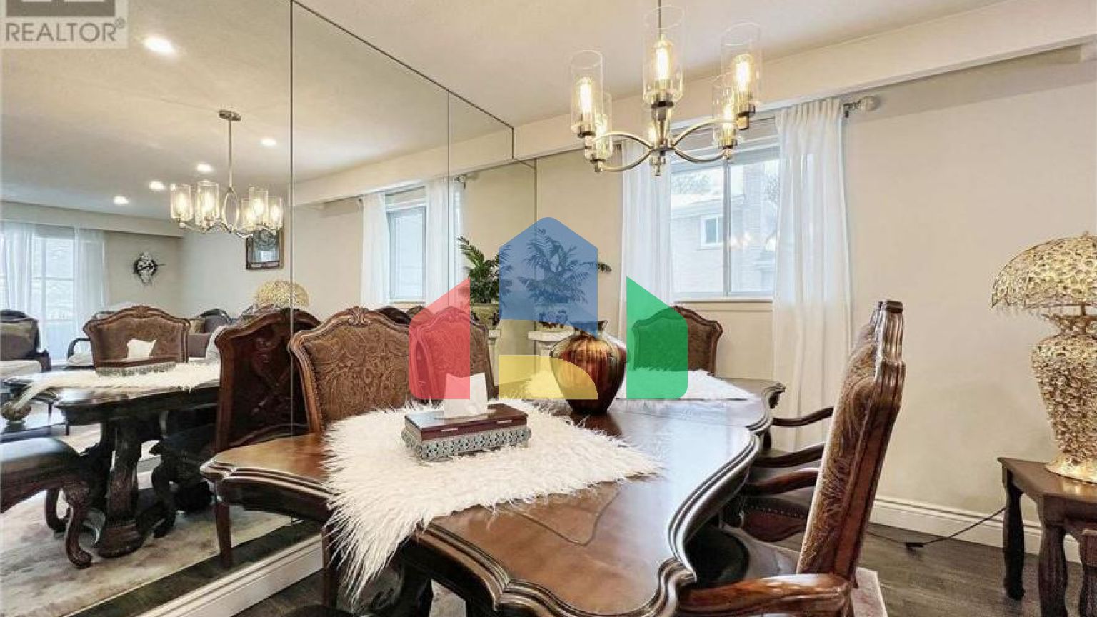 Residential - Single Family Home - Toronto, Canada - Canada