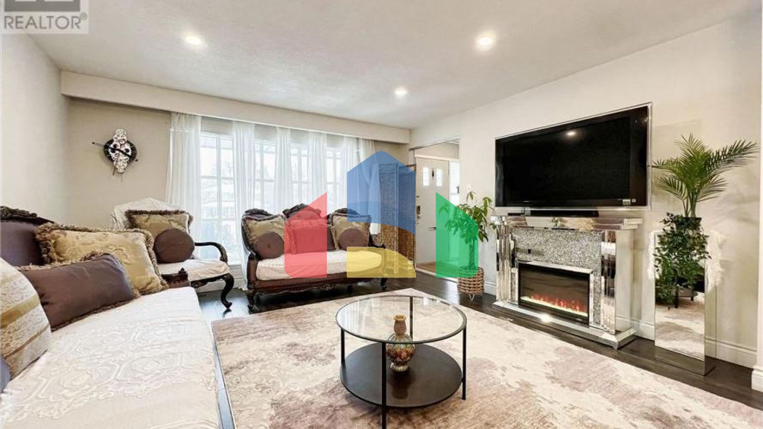 Residential - Single Family Home - Toronto, Canada - Canada