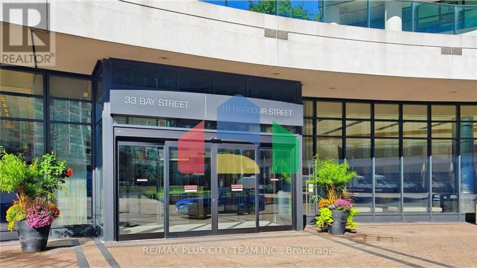 Residential - Single Family Home - Toronto, Canada - Canada