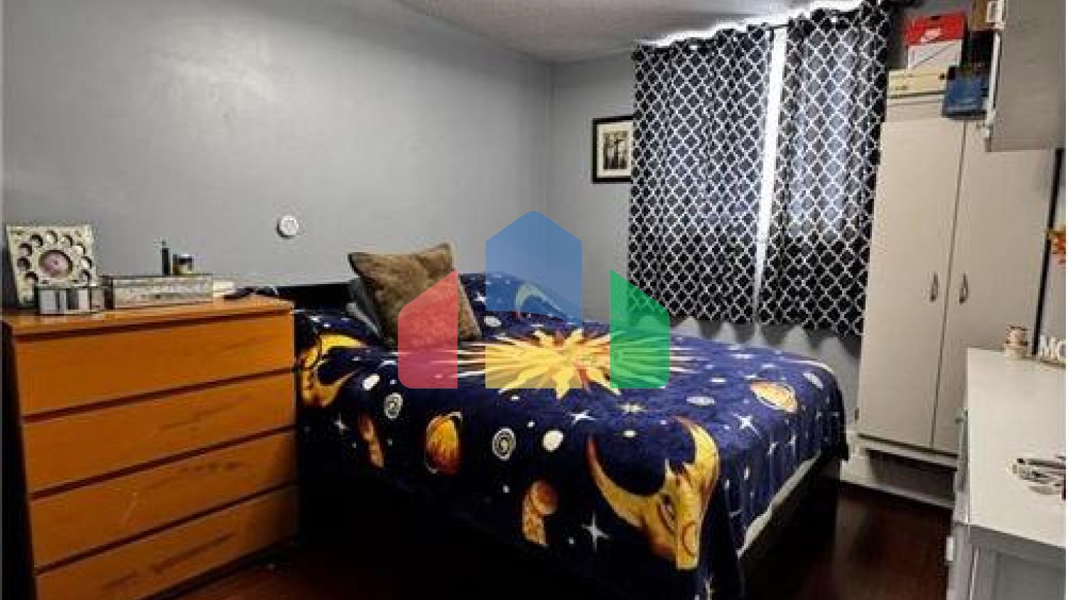 Residential - Single Family Home - Toronto, Canada - Canada