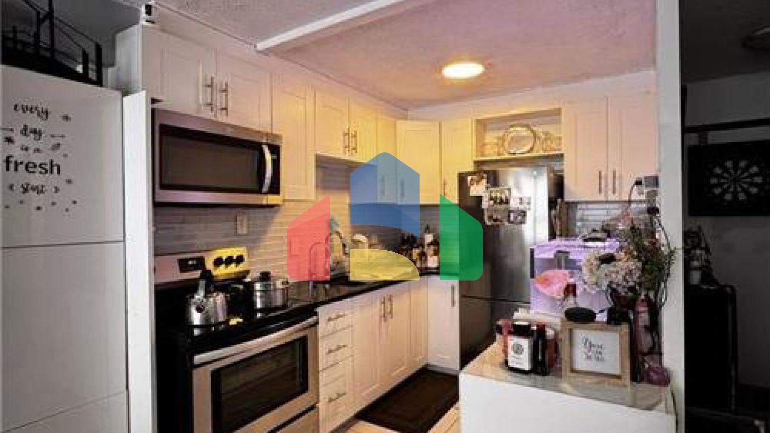 Residential - Single Family Home - Toronto, Canada - Canada