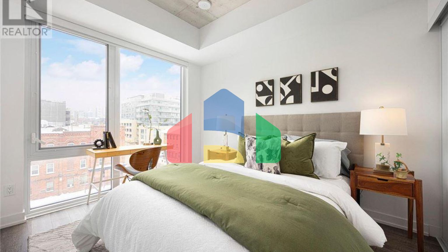 Residential - Condo/Apartment - Toronto, Canada - Canada