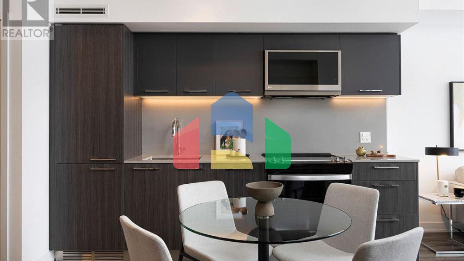 Residential - Condo/Apartment - Toronto, Canada - Canada