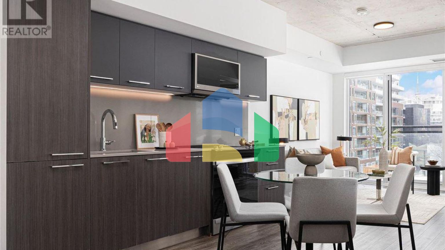 Residential - Condo/Apartment - Toronto, Canada - Canada