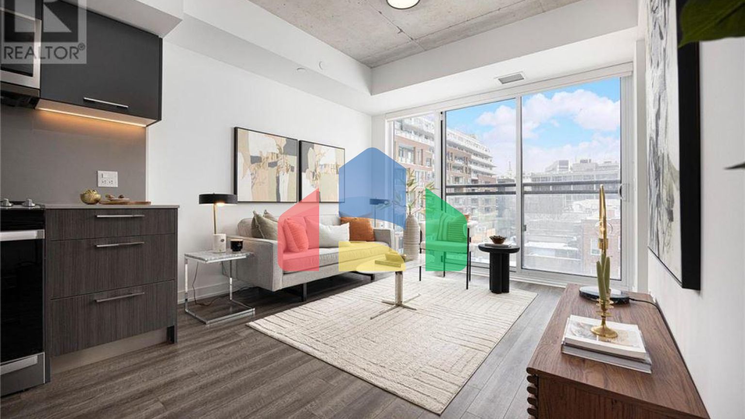 Residential - Condo/Apartment - Toronto, Canada - Canada