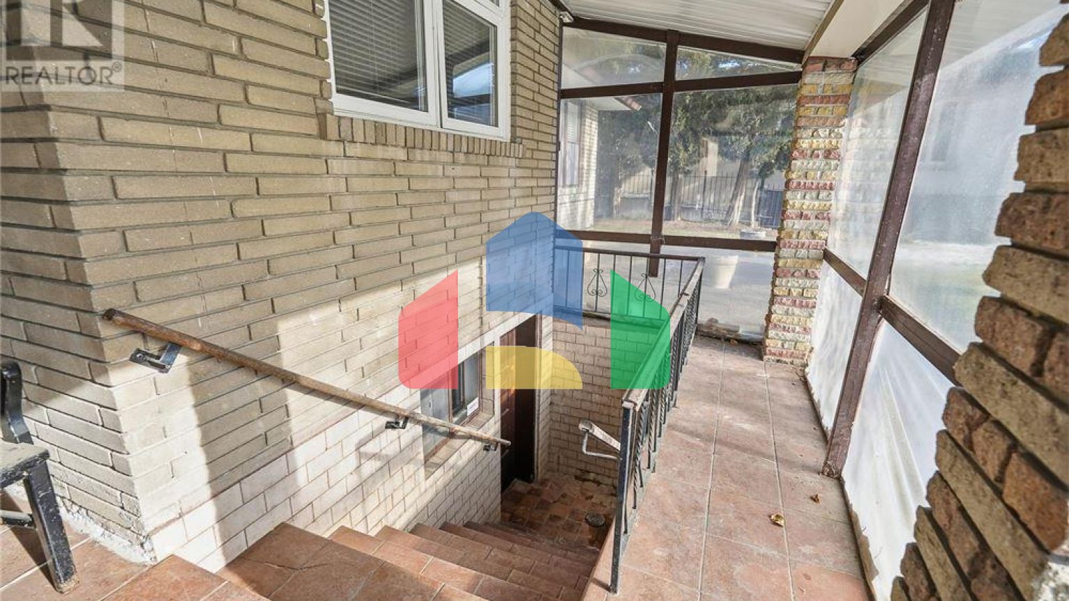 Residential - Single Family Home - Toronto, Canada - Canada