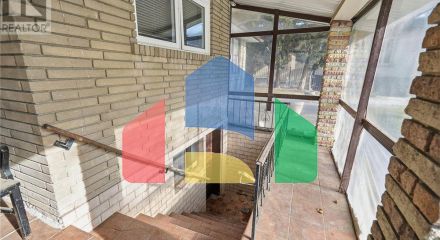 Residential - Single Family Home - Toronto, Canada - Canada