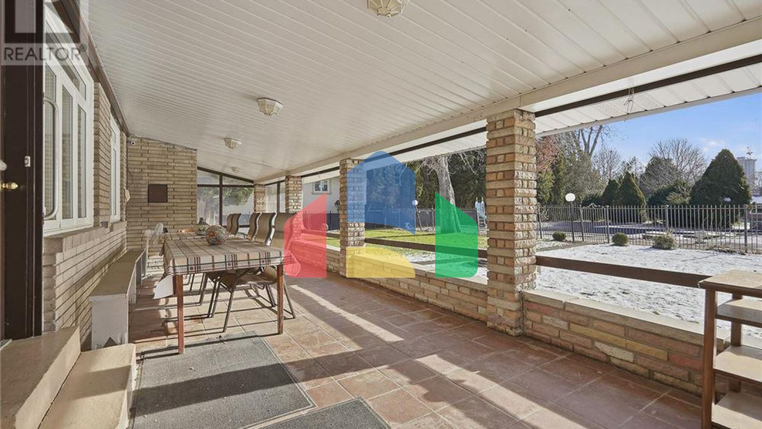 Residential - Single Family Home - Toronto, Canada - Canada