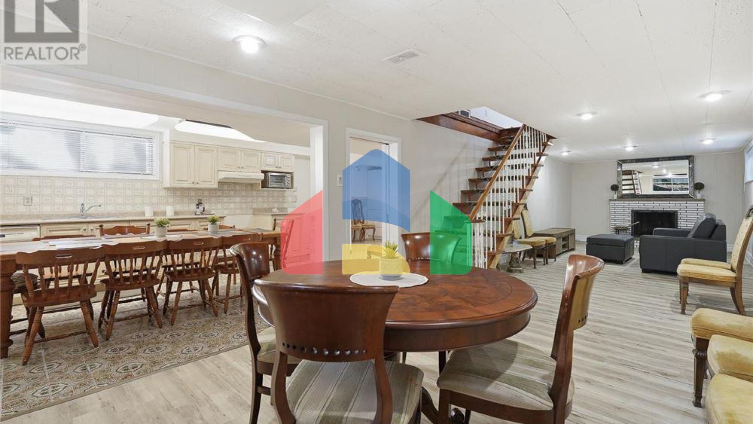 Residential - Single Family Home - Toronto, Canada - Canada