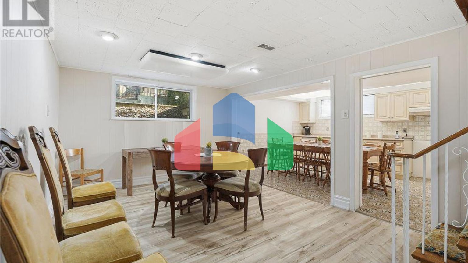 Residential - Single Family Home - Toronto, Canada - Canada